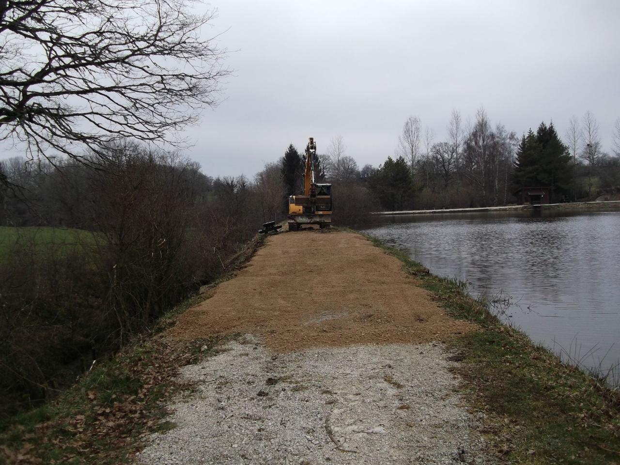 Beau travail, malgré forte bise.