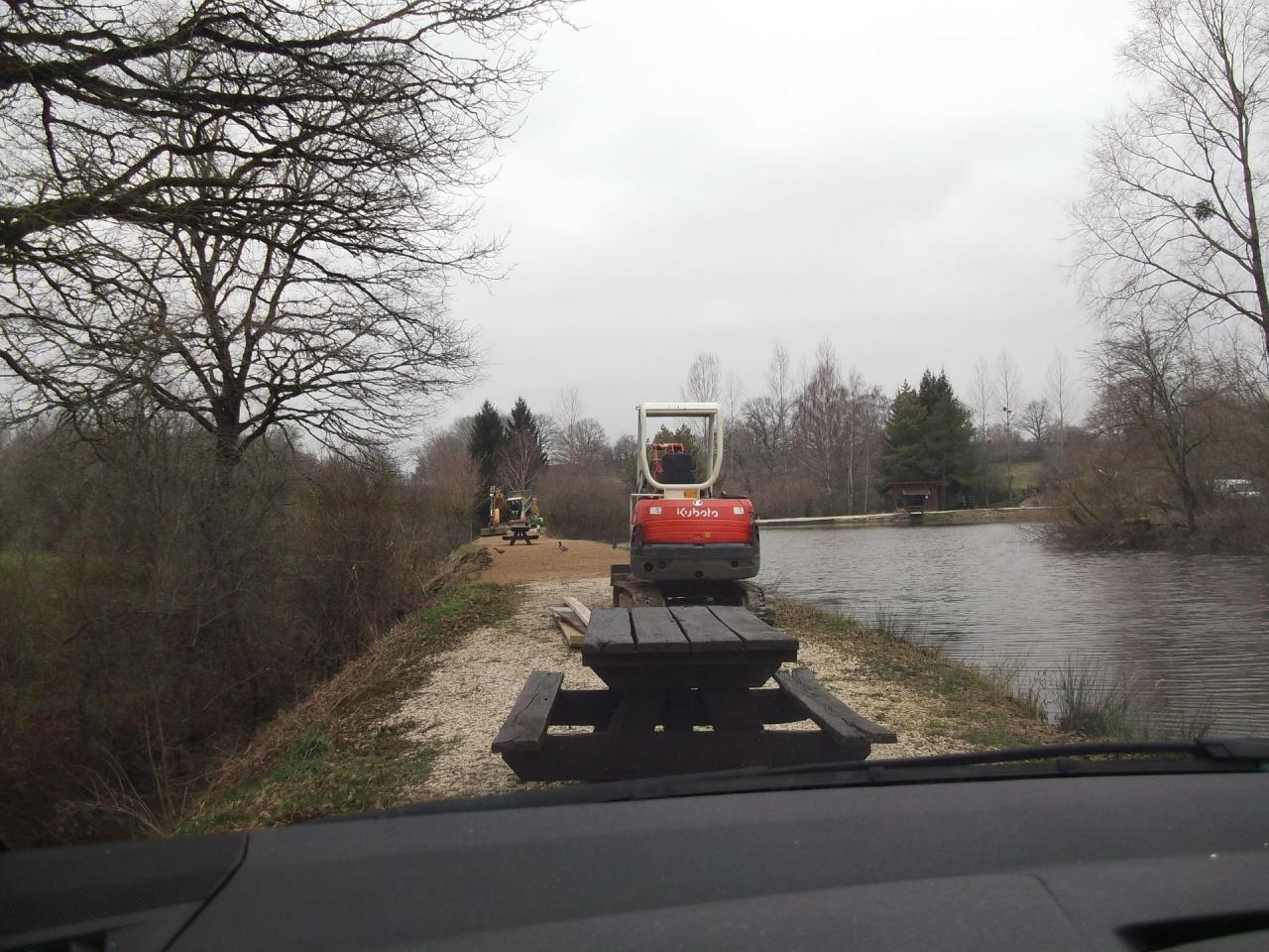 Les canards viennent contrôler les travaux