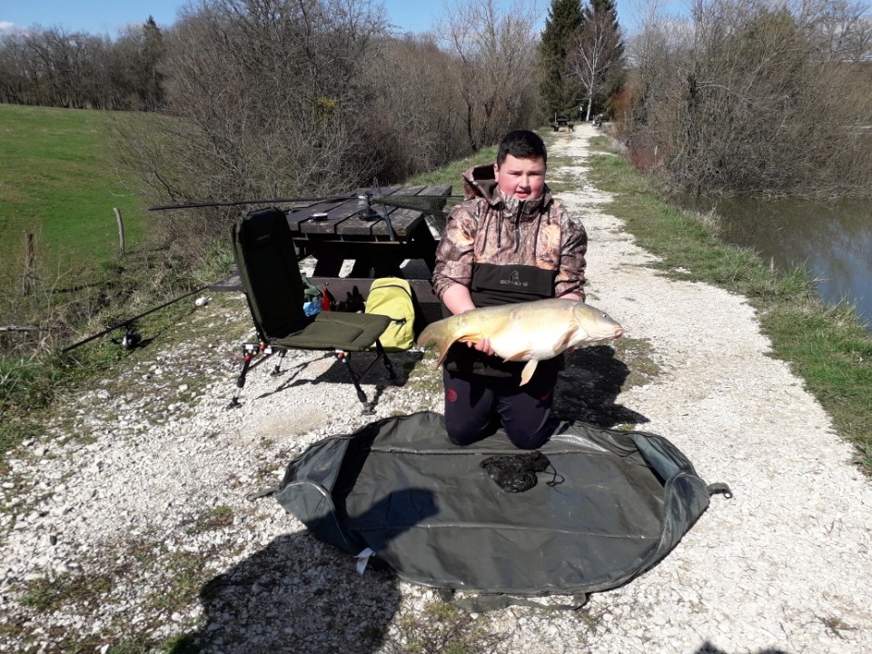 Elie, le 13 mars, 3 carpes pour sa journée